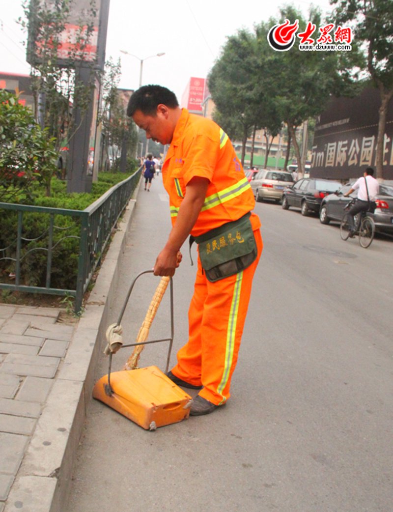 月嫂服务：守护新生的温馨之道